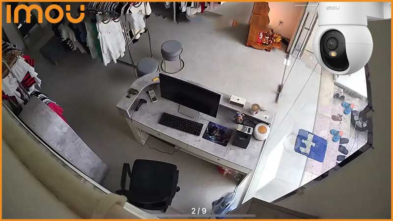 Góc quay ngang 355° dọc 80° hoạt động như thế nào trong không gian hẹp?