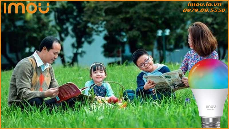 Cách camera Imou CL1B-5-E27 giúp bạn theo dõi an ninh gia đình mọi lúc mọi nơi